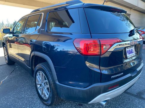 Used 2017 GMC Acadia SLE AWD/4WD image 5