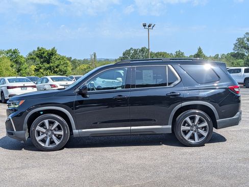 Used 2023 Honda Pilot Elite image 6
