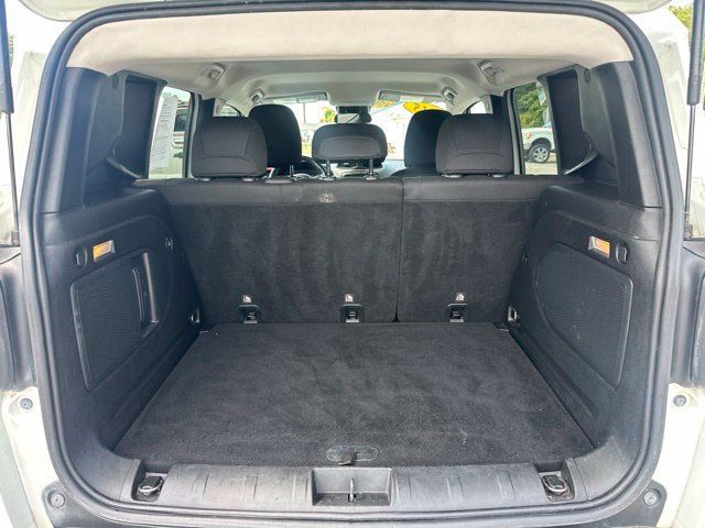 Used 2015 Jeep Renegade Trailhawk AWD/4WD image 9