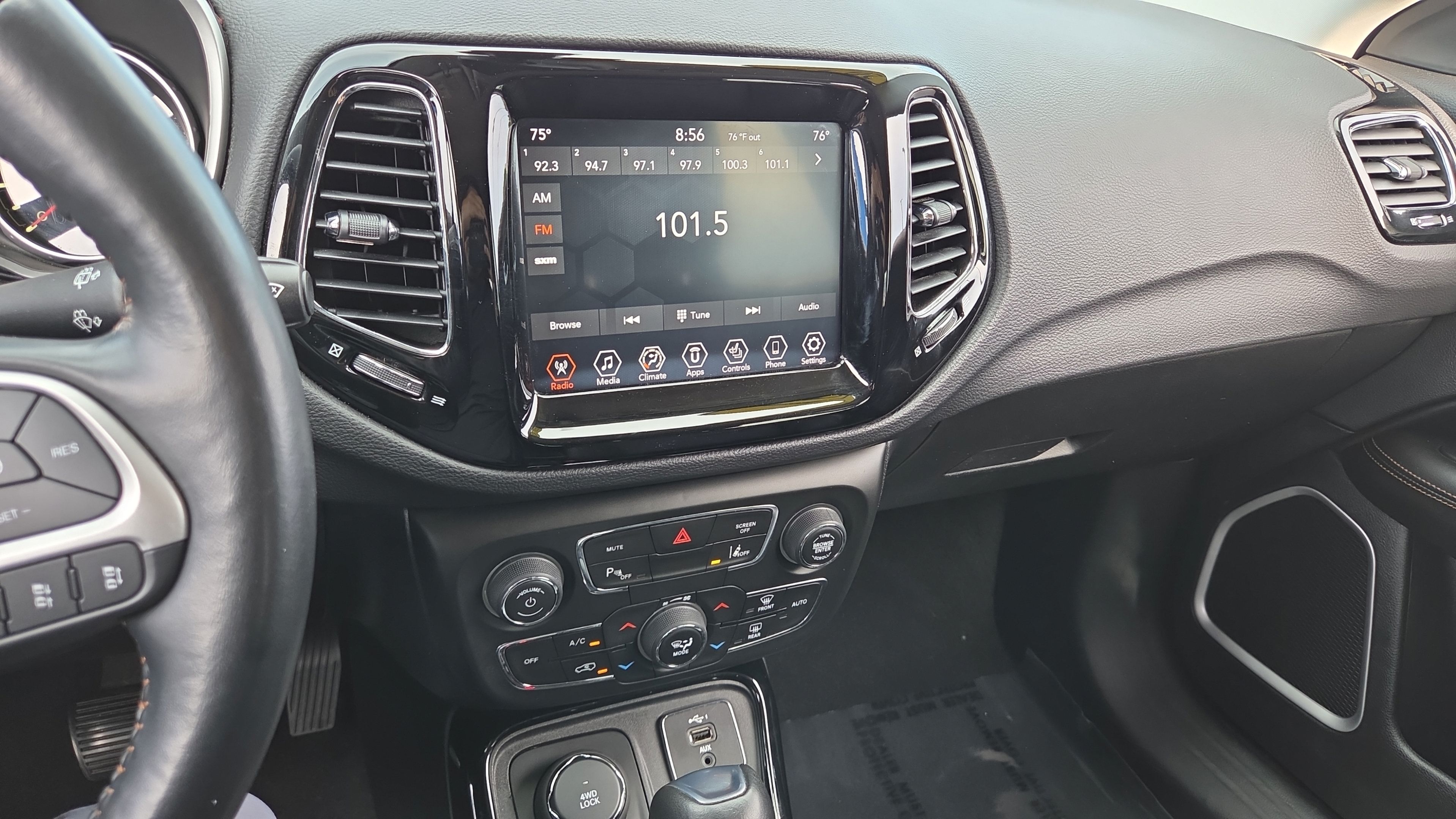 Used 2021 Jeep Compass Limited AWD/4WD image 23