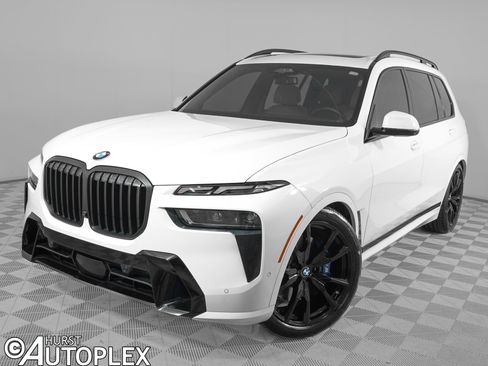 Used 2023 BMW X7 xDrive40i w/ M Sport Package AWD/4WD image 1