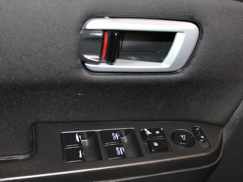 Used 2010 Honda Pilot EX image 10