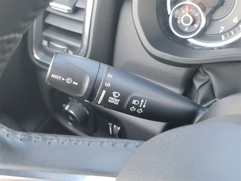 Certified 2024 RAM 1500 Laramie image 37