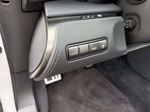 Used 2021 Lexus LC 500 Convertible w/ Touring Package RWD image 21