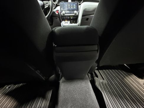 Used 2021 Honda Insight EX image 32