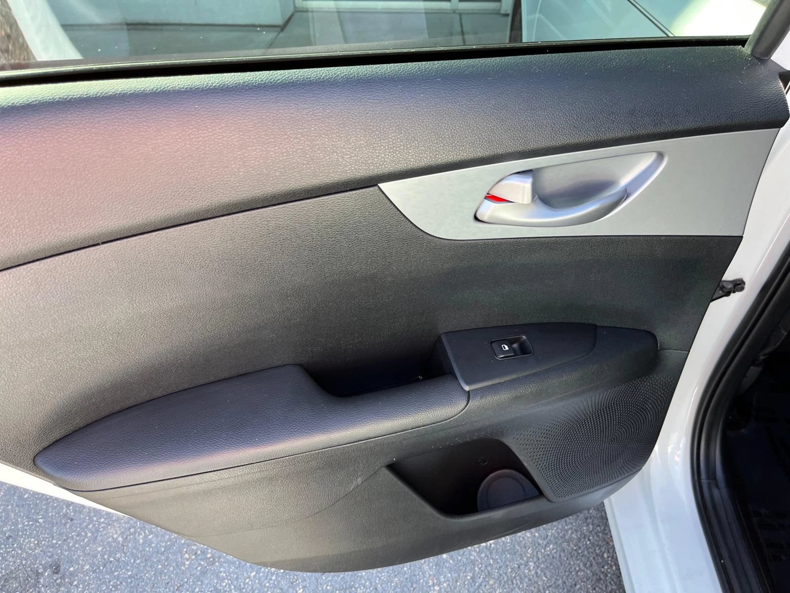 Used 2023 Kia Forte LXS w/ LXS Technology Package FWD image 45