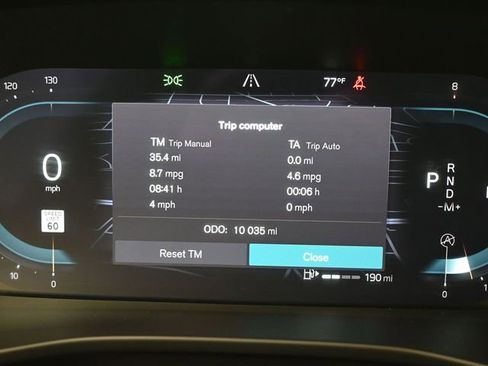 Used 2023 Volvo XC40 B5 Plus w/ Driver Assist Package image 27