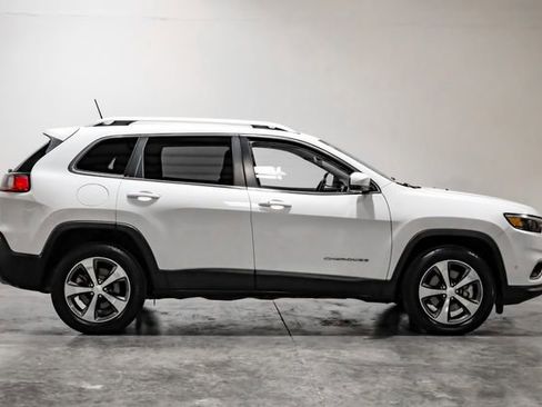 Used 2019 Jeep Cherokee Limited w/ Luxury Group AWD/4WD image 7