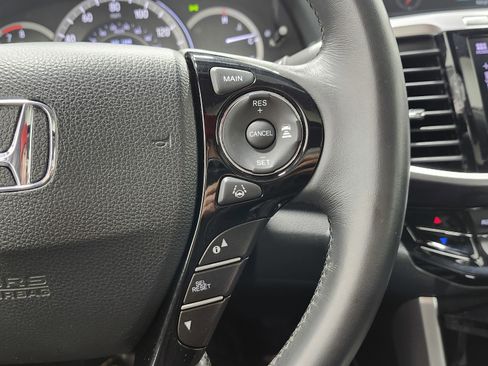 Used 2017 Honda Accord EX-L image 34