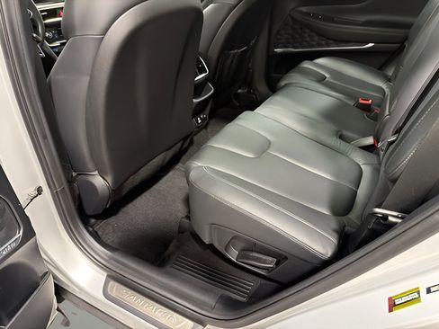 Used 2019 Hyundai Santa Fe FWD image 34