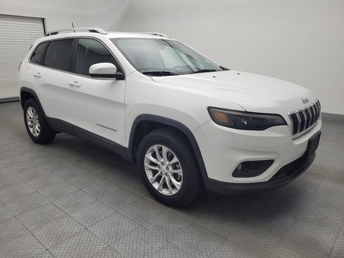 Used 2019 Jeep Cherokee Latitude w/ Cold Weather Group AWD/4WD image 11