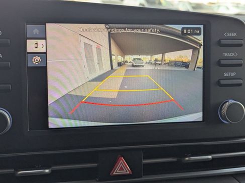 New 2025 Hyundai Elantra SE image 23