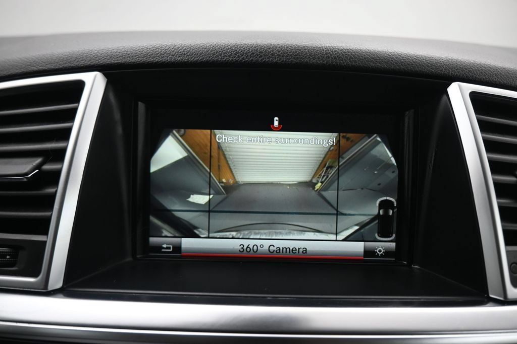 Used 2015 Mercedes-Benz ML 250 BlueTEC 4MATIC image 19