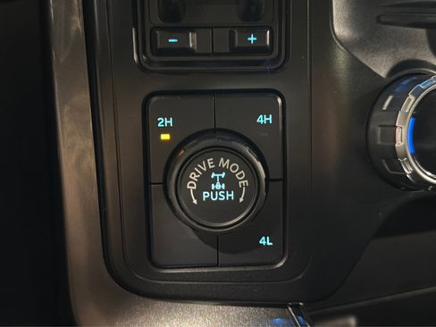 Used 2023 Ford F150 XLT w/ Equipment Group 302A High image 33