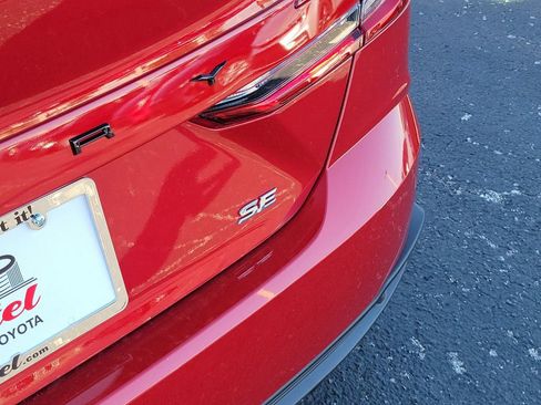 New 2026 Toyota Camry SE image 8