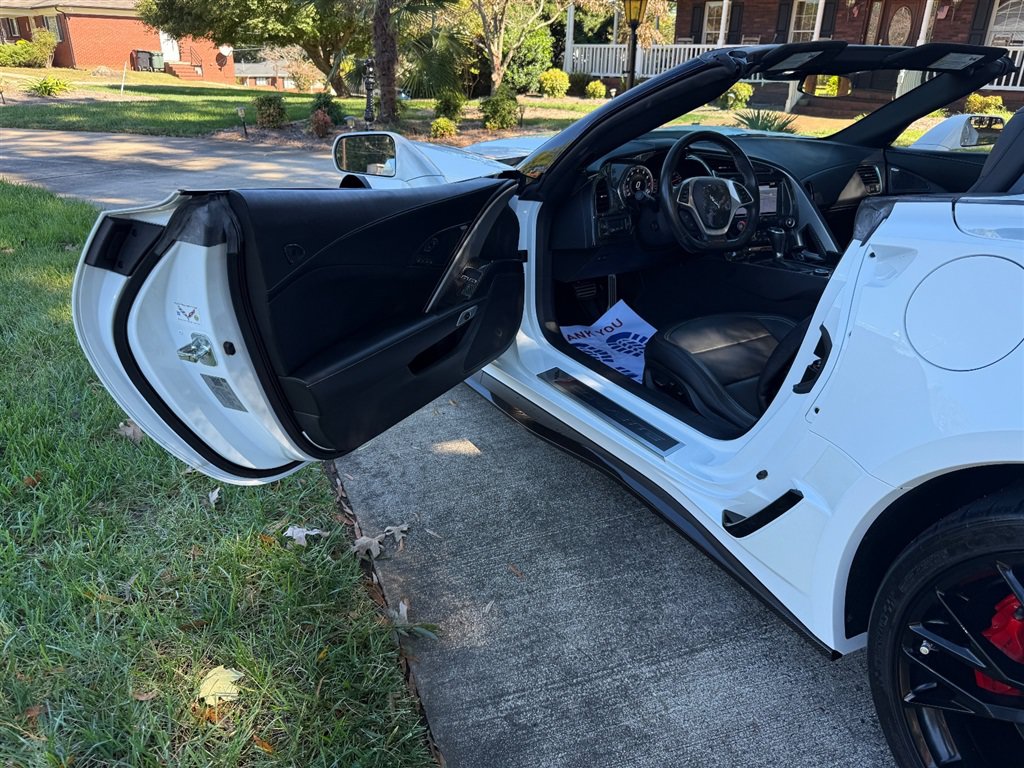 Used 2019 Chevrolet Corvette Z06 RWD image 47