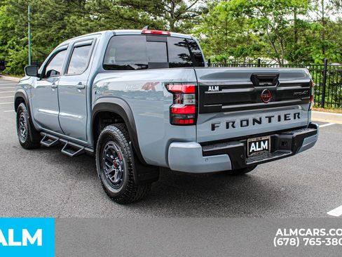 Used 2025 Nissan Frontier PRO-4X AWD/4WD image 6