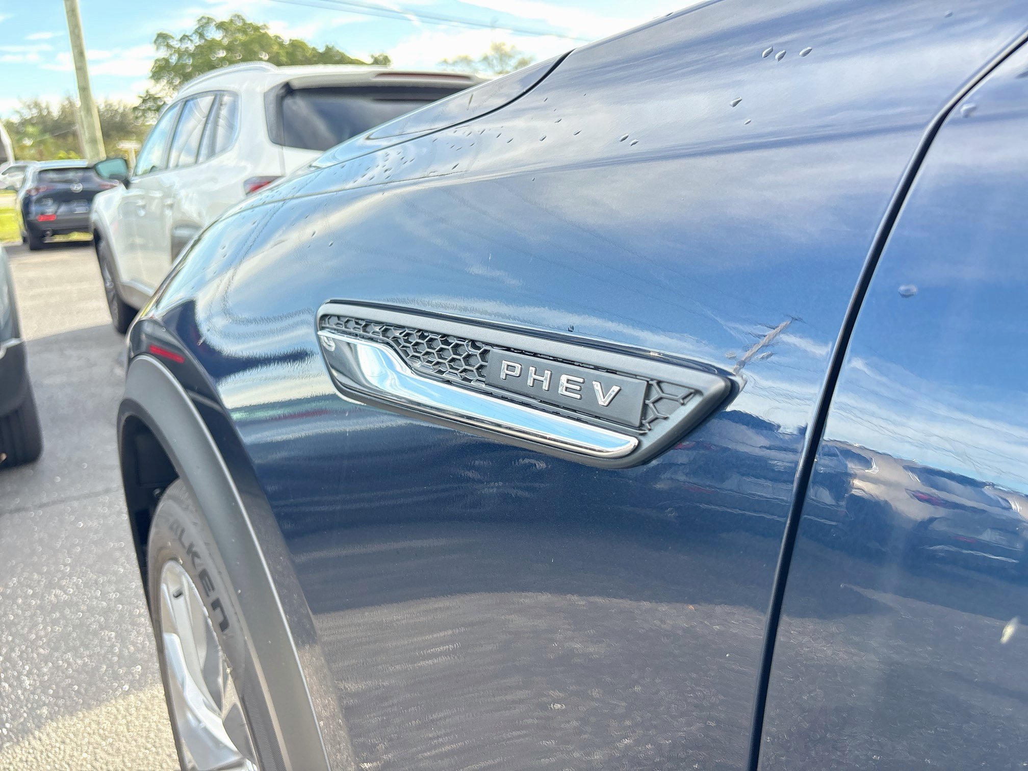 Used 2026 MAZDA CX-90 Plug-In Hybrid w/ Preferred AWD/4WD image 4