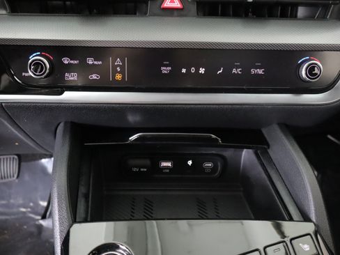 Used 2025 Kia Sportage SX Prestige AWD/4WD image 15