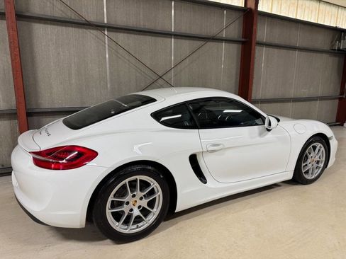 Used 2014 Porsche Cayman image 13