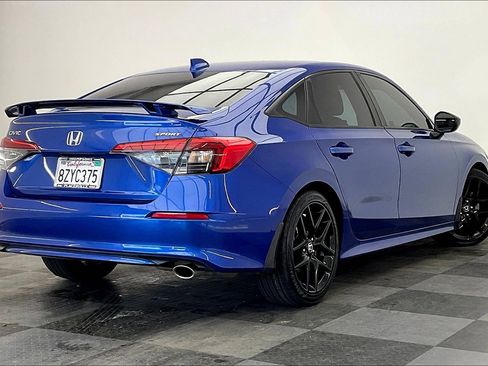 Used 2022 Honda Civic Sport image 13