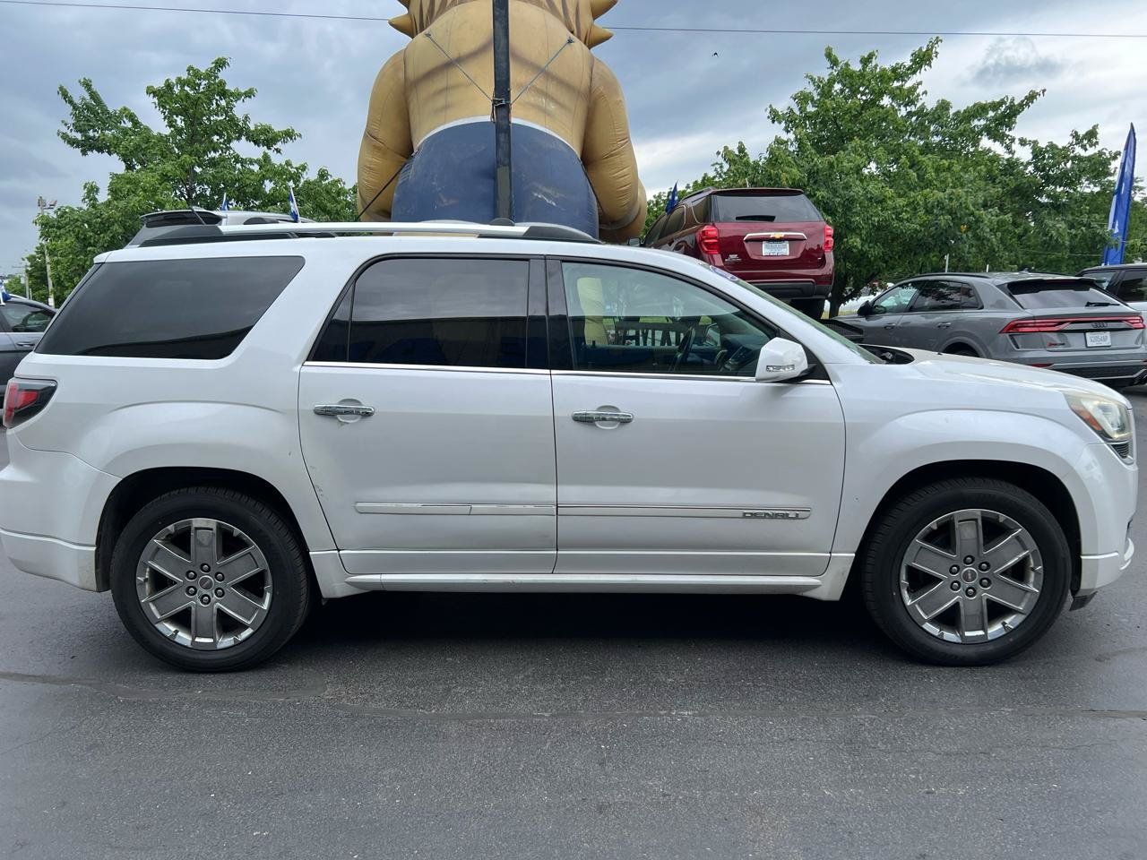 Used 2016 GMC Acadia Denali AWD/4WD image 9