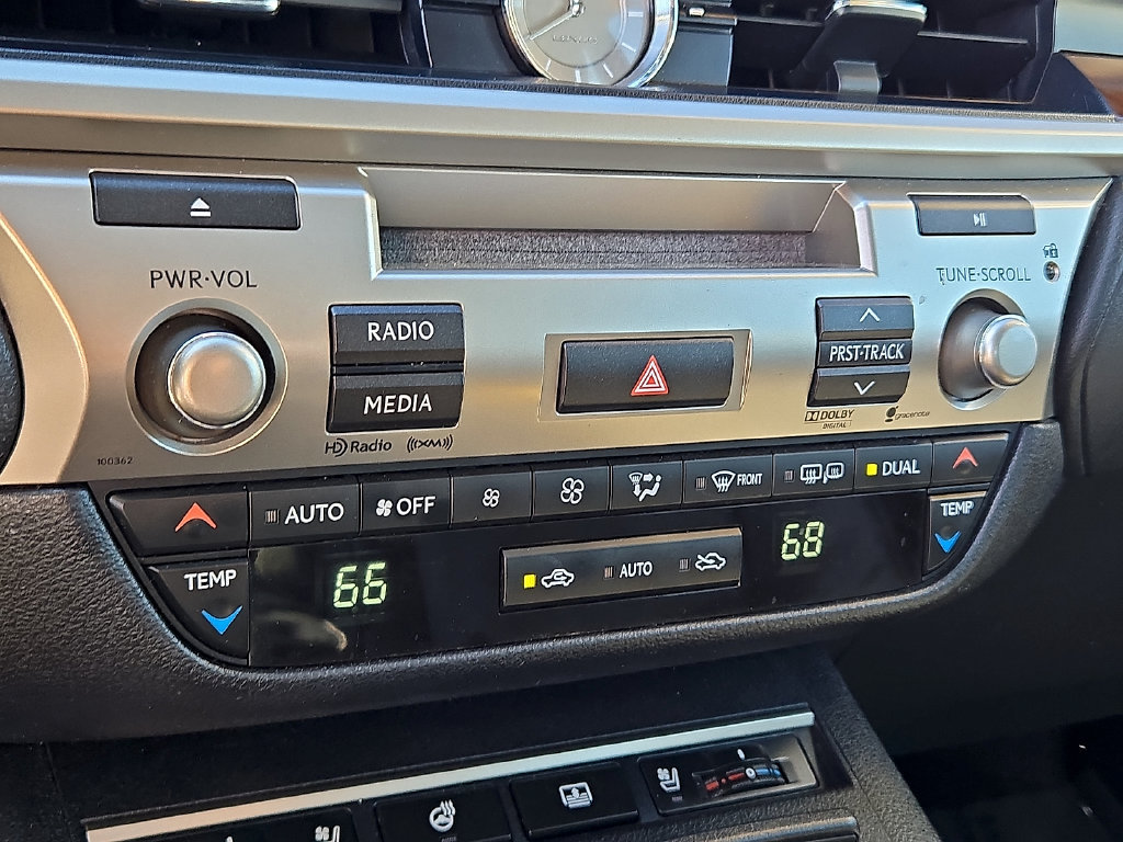 Used 2014 Lexus ES 350 w/ Luxury Package FWD image 17