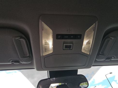 Certified 2025 Toyota RAV4 XLE AWD/4WD image 21