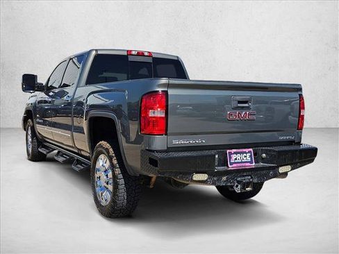 Used 2017 GMC Sierra 2500 Denali w/ Duramax Plus Package AWD/4WD image 7