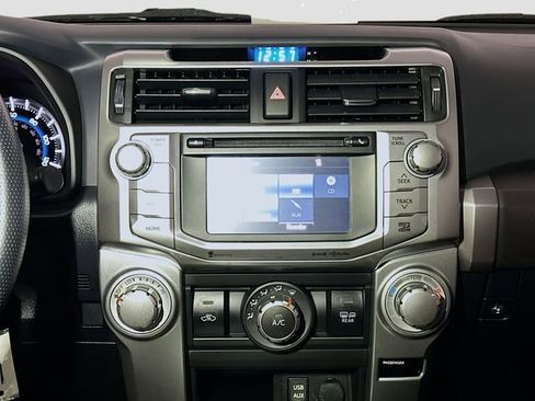 Used 2018 Toyota 4Runner SR5 image 12