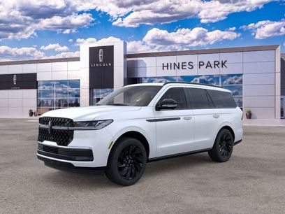 New 2026 Lincoln Navigator Reserve w/ Jet Appearance Package