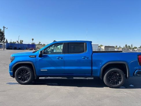 Used 2022 GMC Sierra 1500 Elevation w/ Elevation Premium Package RWD image 4