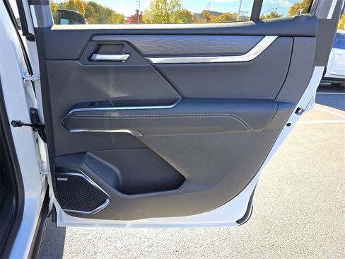 New 2026 GMC Acadia Elevation w/ Elevation Premium Package image 32