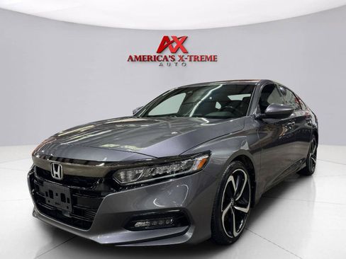 Used 2019 Honda Accord Sport image 2