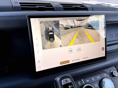 Used 2024 Land Rover Defender 110 Carpathian Edition image 21