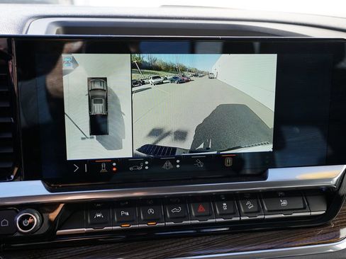 Used 2024 Chevrolet Silverado 1500 LT Trail Boss w/ LT Trail Boss Premium Package image 37