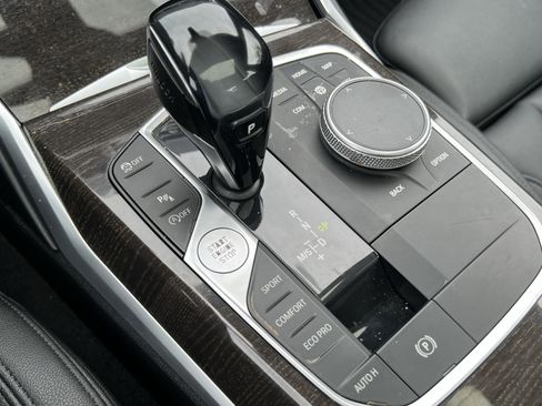 Used 2019 BMW 330i Sedan w/ Convenience Package RWD image 26