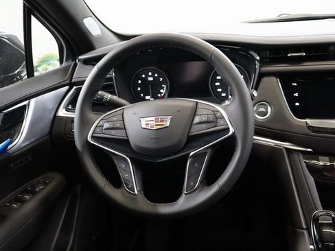 New 2026 Cadillac XT5 Premium Luxury w/ Driver Assist Package AWD/4WD image 15