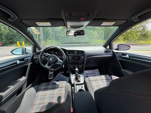 Used 2016 Volkswagen GTI S FWD image 9