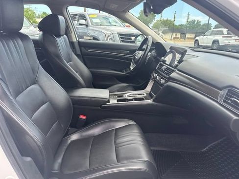 Used 2022 Honda Accord Touring image 20