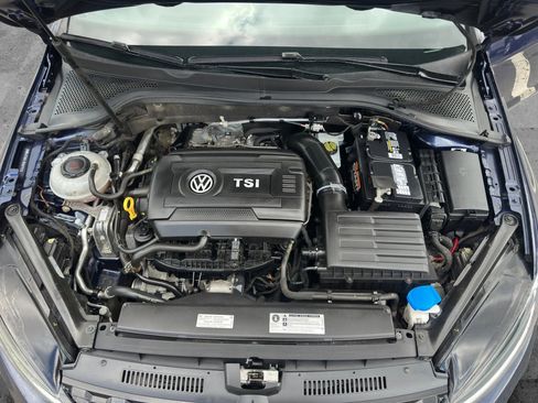 Used 2018 Volkswagen GTI S FWD image 9