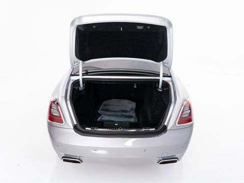 Certified 2022 Rolls-Royce Ghost w/ Ghost Package image 12