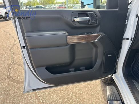 Certified 2021 Chevrolet Silverado 3500 High Country AWD/4WD image 19