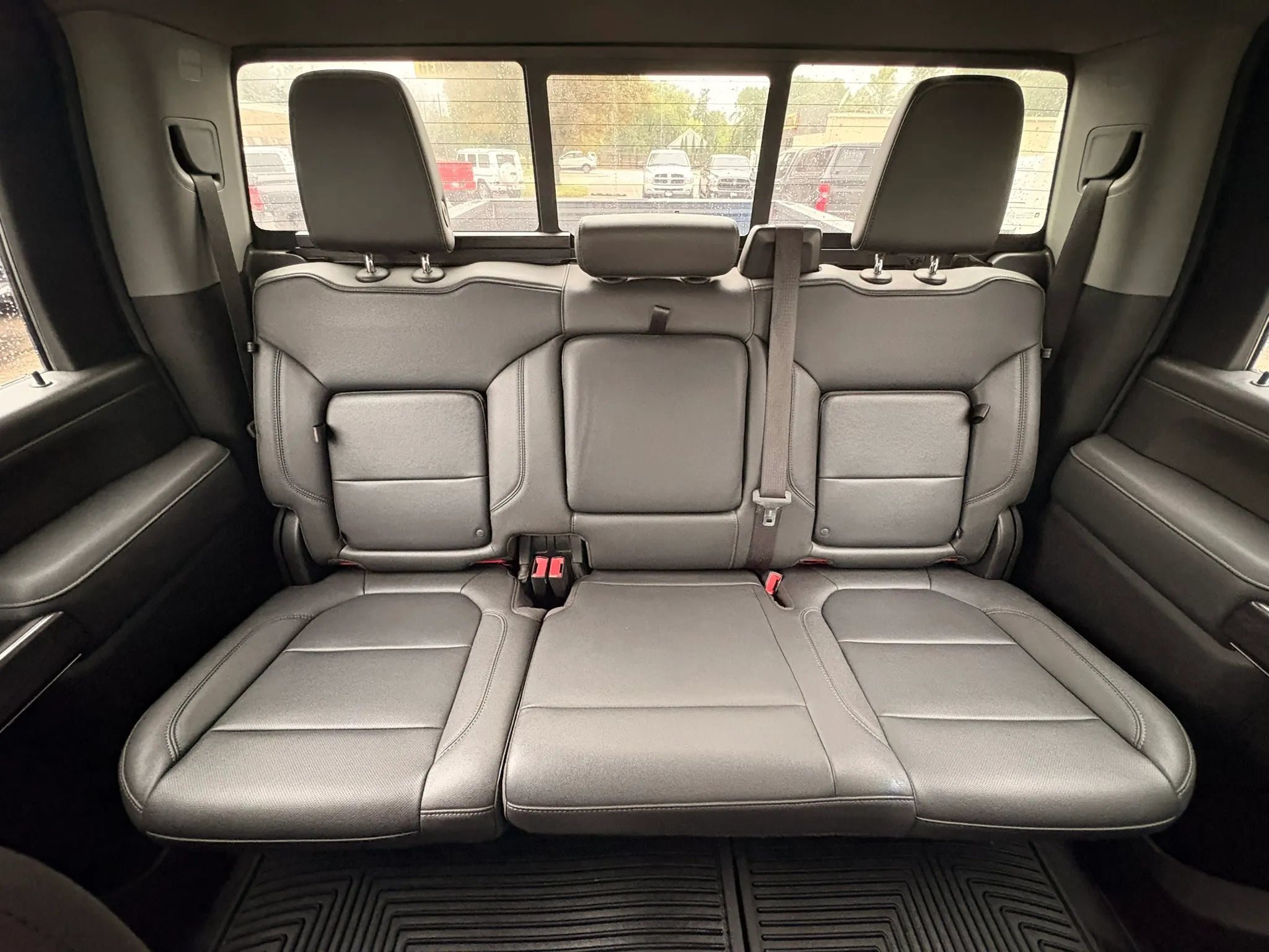 Used 2023 Chevrolet Silverado 2500 LTZ w/ LTZ Plus Package AWD/4WD image 18