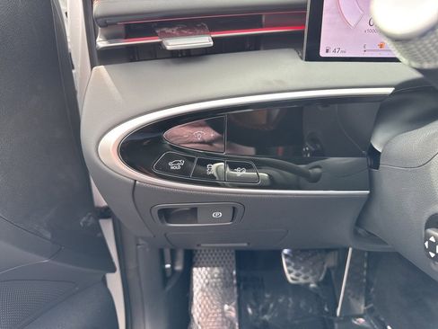 New 2026 Genesis GV70 2.5T Sport Prestige image 35