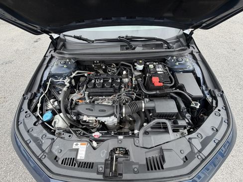 Used 2023 Honda Accord EX image 31