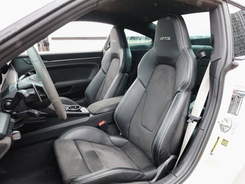 Certified 2022 Porsche 911 Carrera GTS image 5