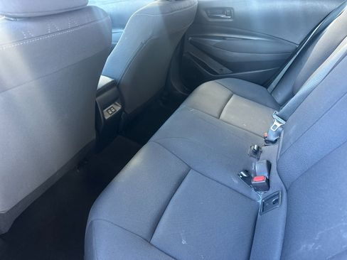 Used 2025 Toyota Corolla LE image 11