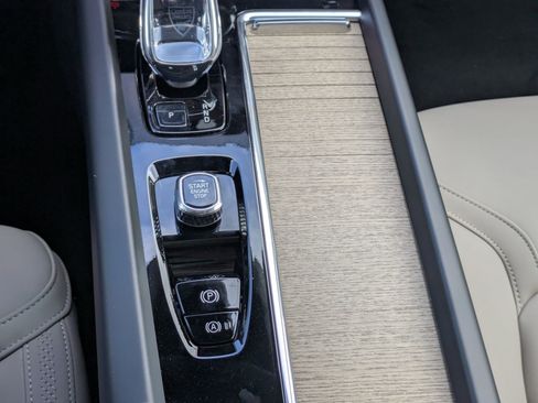 New 2026 Volvo XC60 B5 Plus w/ Climate Package image 14