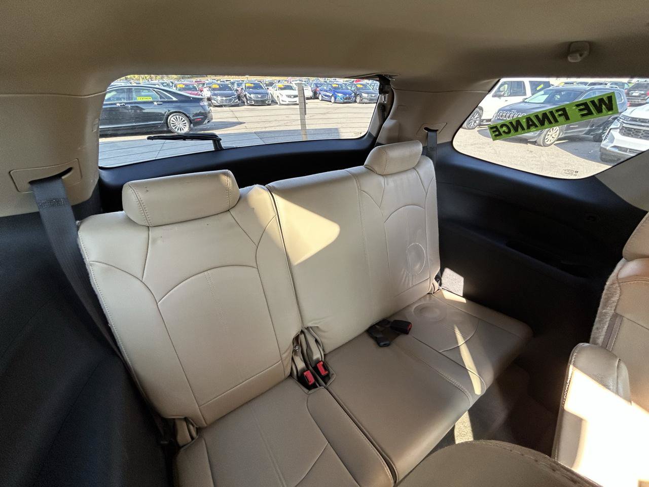 Used 2011 GMC Acadia SLT FWD image 13